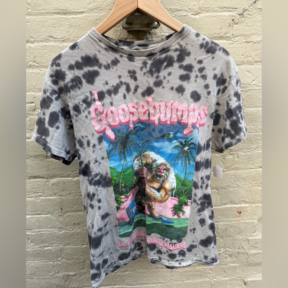Amazing vintage Goosebumps Tie-Dye Graphic T-Shirt